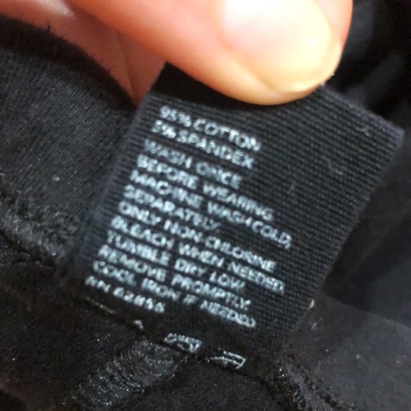 Black hue leggings worn once - Picture 6 of 6